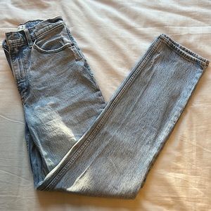 Abercrombie and Fitch Curve Love 90s Ultra High Rise Straight Jeans